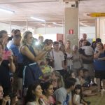 Visitantes percorrem os estandes da Semana Cultural de 2014