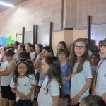 Visitantes percorrem os estandes da Semana Cultural de 2014