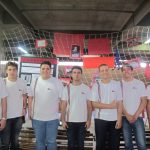 Alunos apresentam o estande do seu projeto na Semana Cultural de 2014