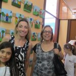 Alunos apresentam o estande do seu projeto na Semana Cultural de 2014