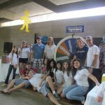 Visitantes percorrem os estandes da Semana Cultural de 2014