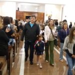Celebração do 4º dia da Novena de Santa Rita, com alunos, pais, Irmãs Calvarianas e equipe pedagógica