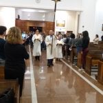 Celebração do 4º dia da Novena de Santa Rita, com alunos, pais, Irmãs Calvarianas e equipe pedagógica