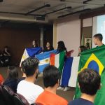 Bandeiras dos países onde a Congregação atua, na Semana de Nossa Senhora do Calvário