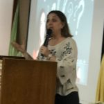 Alunos apresentam no palco durante a Semana de Nossa Senhora do Calvário