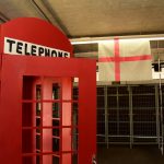 Estande com os trabalhos dos alunos na exposição da Semana Cultural