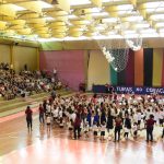 Encerramento das apresentações no ginásio da Semana Cultural