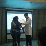 Participantes acompanham a apresentação do treinamento de primeiros socorros
