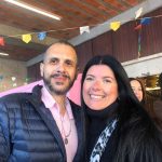 Famílias posam para foto no Arraiá do Coração