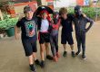 Meninos fantasiados de pirata e super-heróis no Carnaval do Coração