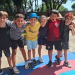 Alunos em atividade no pátio durante o Carnaval no Coração