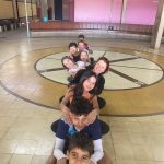 Crianças posam para foto durante o Férias no Coração
