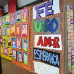 Painel com trabalhos de alunos exposto na Mostra Cultural