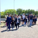 Alunos em atividade na área externa durante a Mostra Cultural