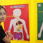 Painel com trabalhos de alunos exposto na Mostra Cultural