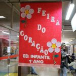 Painel da Feira do Coração, da Educação Infantil e do 1º ano, na Mostra Cultural