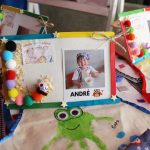 Trabalhos e objetos produzidos pelos alunos, expostos na Mostra Cultural