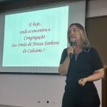 Apresentação sobre a Congregação das Irmãs de Nossa Senhora do Calvário na 1ª Reunião de Pais
